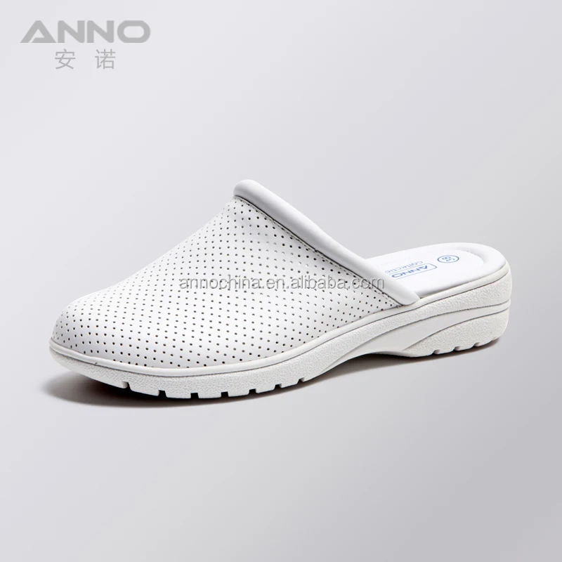 Comfortable leather hospital nurse white clogs medical