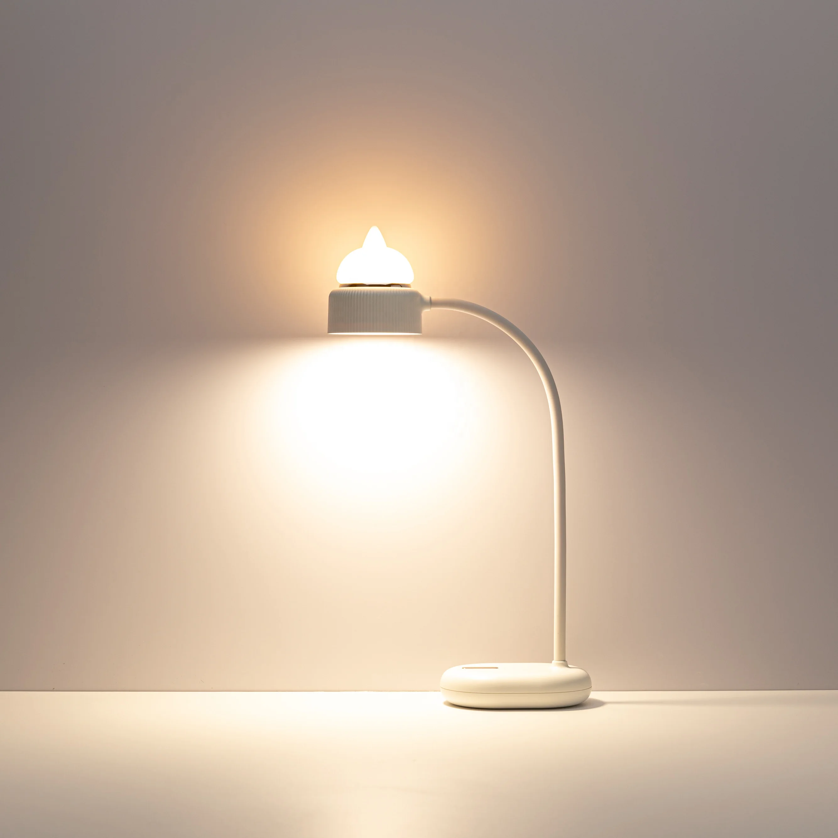 usb led table lamp
