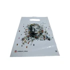 China printed custom beautiful twisted plastic handle bag for shopping/gift packaging