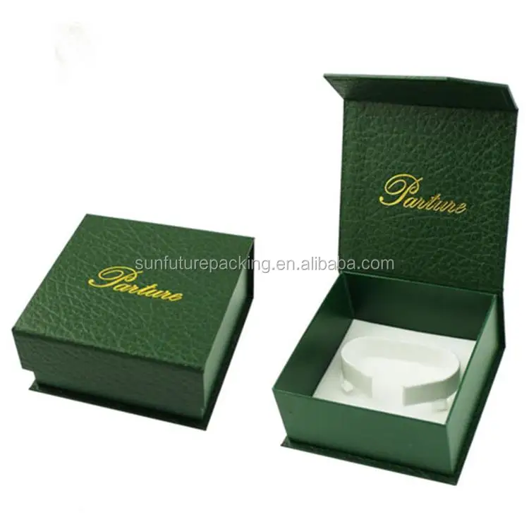 custom cardboard jewelry gift box