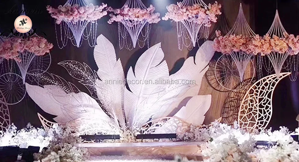 Heart Shape White Gold Acrylic PVC Wedding Decoration Backdrop For Wedding Party Stage
