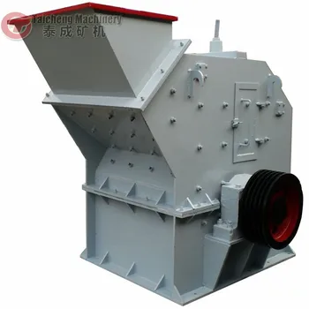 Low price small diesel engine mobile hammer crusher portable mini used rock crusher for sale