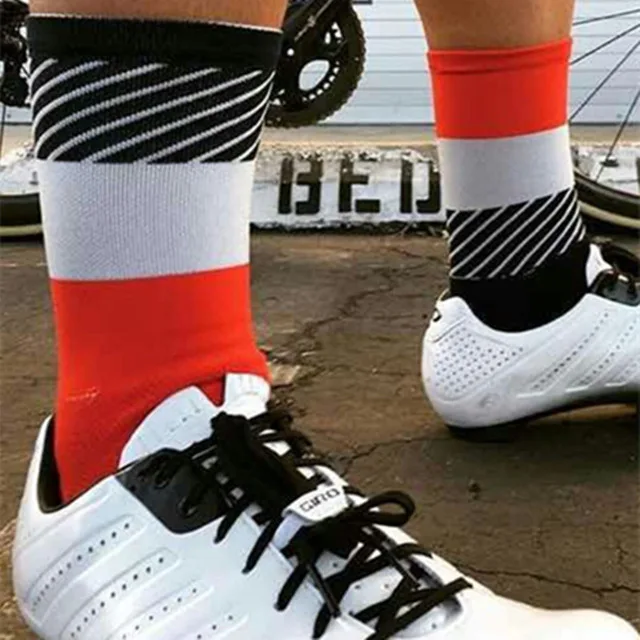 2017-bmambas-Men-Sport-Socks-Bicycle-Cycling-Socks-Running-Outdoor-Socks-Compression-socks-Calcetines-Ciclismo.jpg_640x640