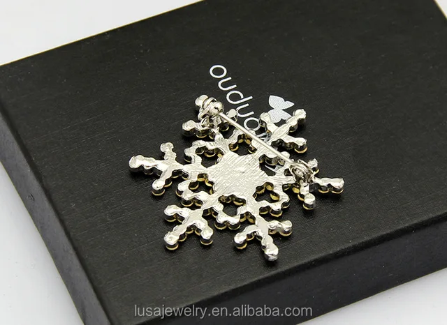 channel brooch pin , snowflake rhinestone brooch for decoration