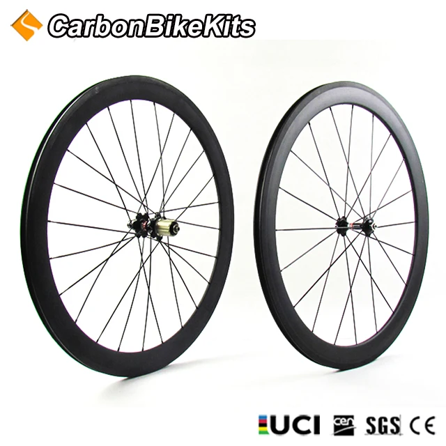 carbon wheelsets clincher