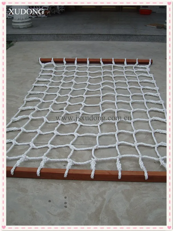 white climbing Net_