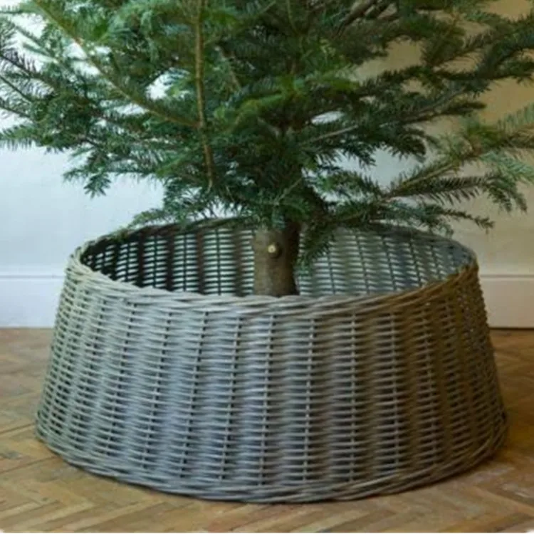 Christmas basket 4.jpg