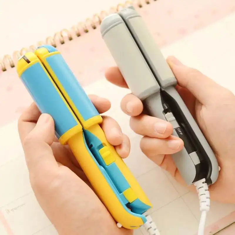 Amazon Hot Wholesale Professional Cheap cute electric hair straightener children gift cartoon children mini falt iron