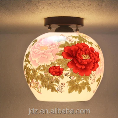 Dekoratives Lampen Design Wohnzimmer in Weiß und Rot
