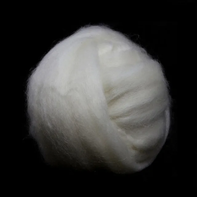 worsted quality cashmere goat the wool fibers to