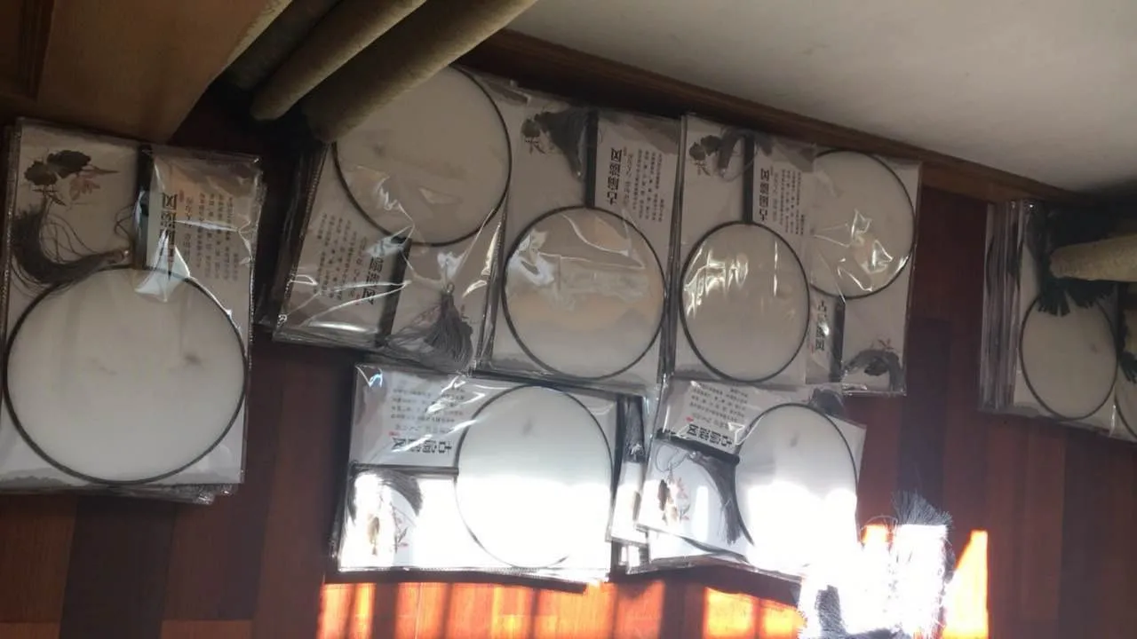 painting fan.jpg