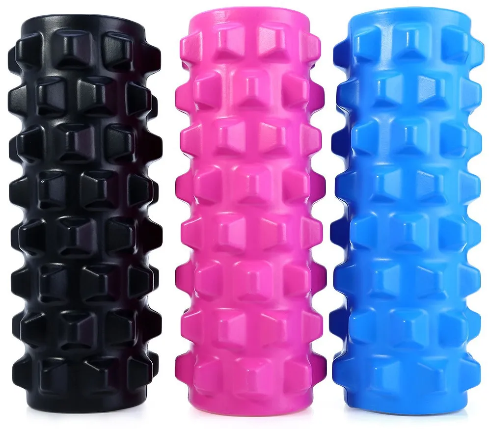 Tetured muscle foam foller manipulates soft tissue like a massge therapist