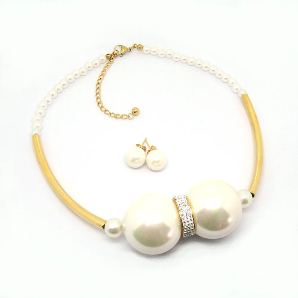 Stainless Steel Gold Tone Rhinestone Big Chunky Pearl Necklace