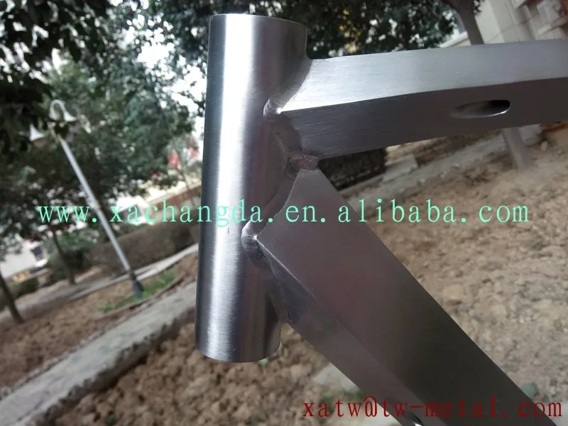 b018.jpg