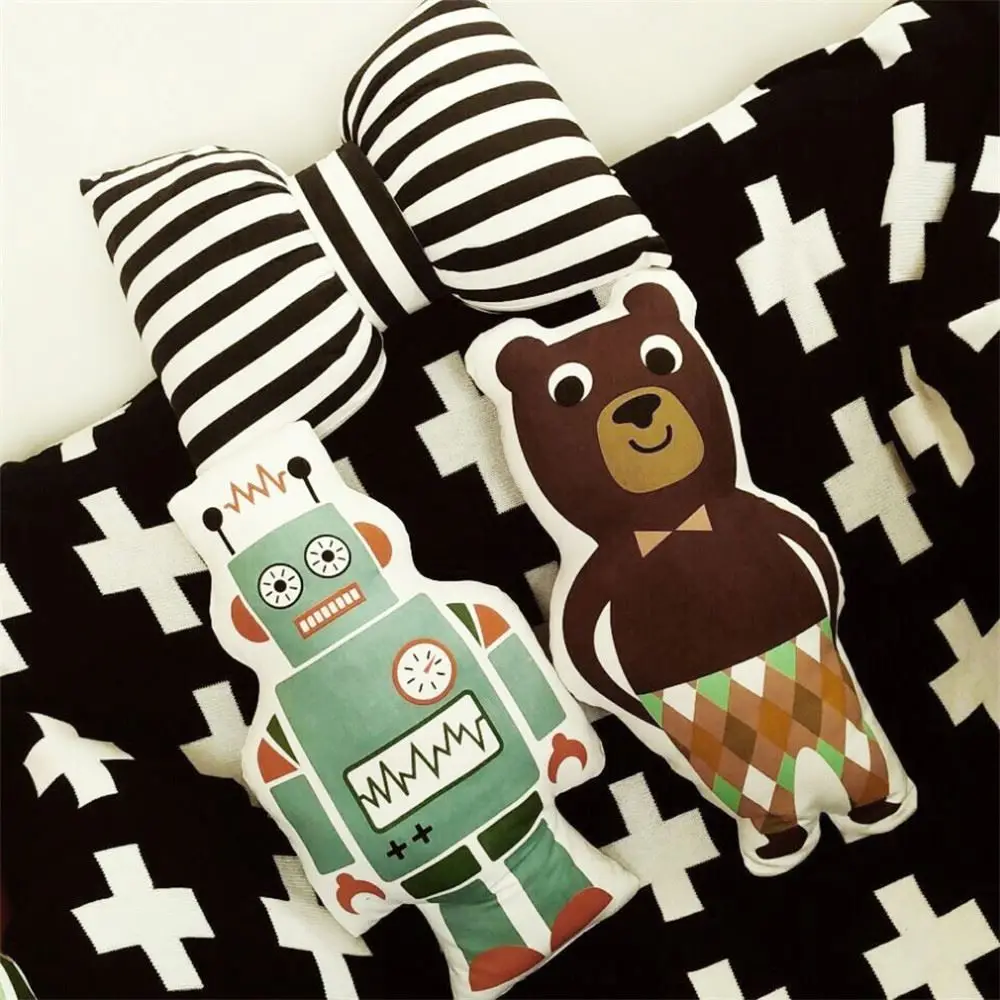 2016 Hot Sale Children Baby Robot/Bear Cartoon PP Cotton Safe Comfortable Touch Pillow Northern European Style Home Decoration