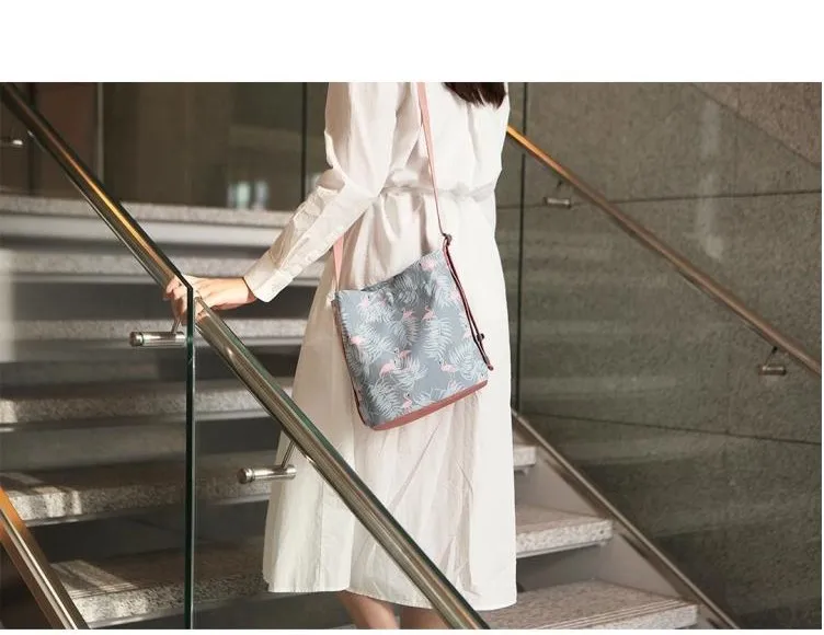 3664921488_969215960