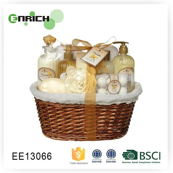 wooden basket bath spa gift set with bath fizzer