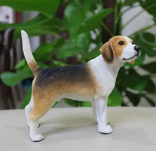 Beagle dog figure 10
