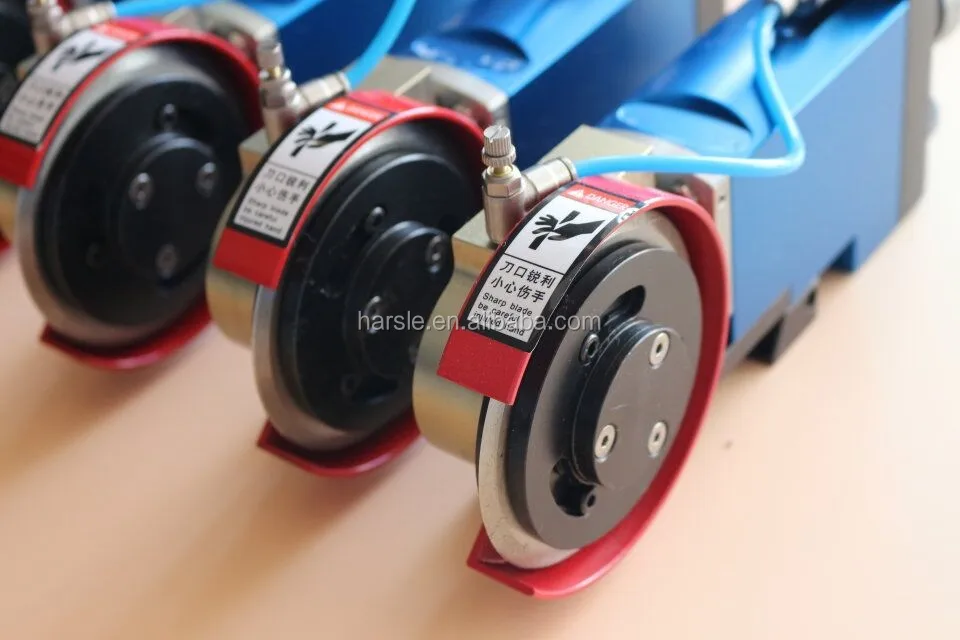 pneumatic holder (17)