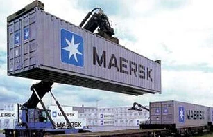 loading ship