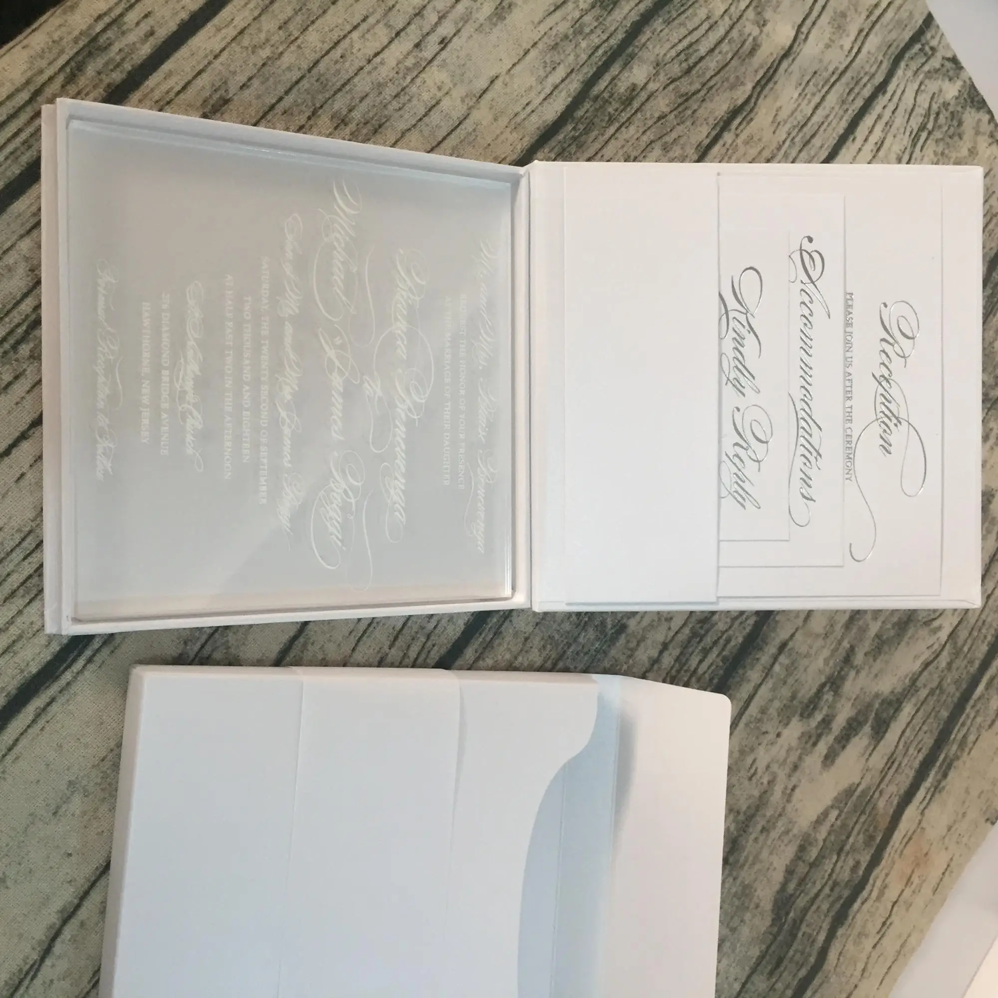 boxed invitation with clear acrylic wedding invitation card