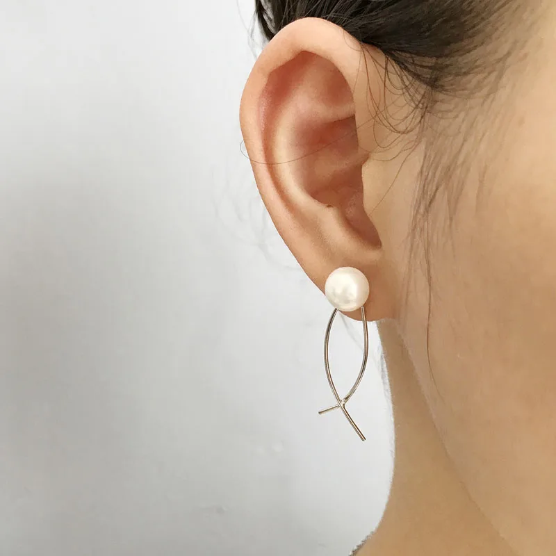 4377795261_2113301229