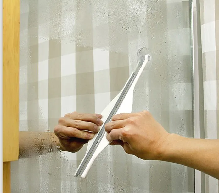 2473108559_1123801028