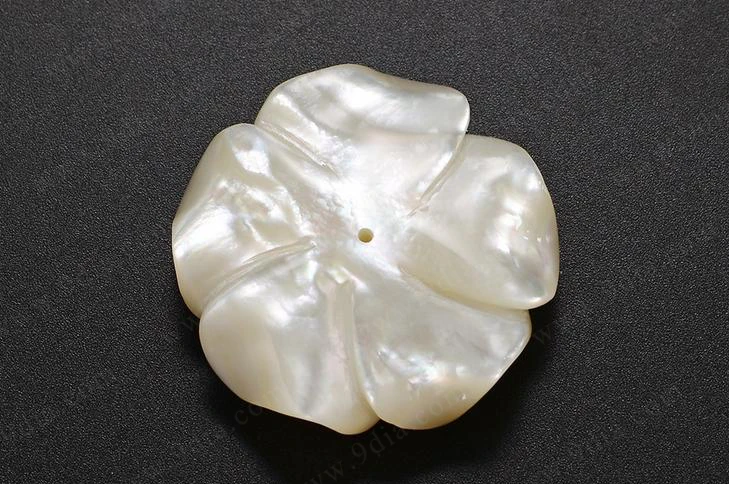 Online Shop Factory Price Big Size Fashion Accessories Mother of Pearl Oyster Carving Rose Flower