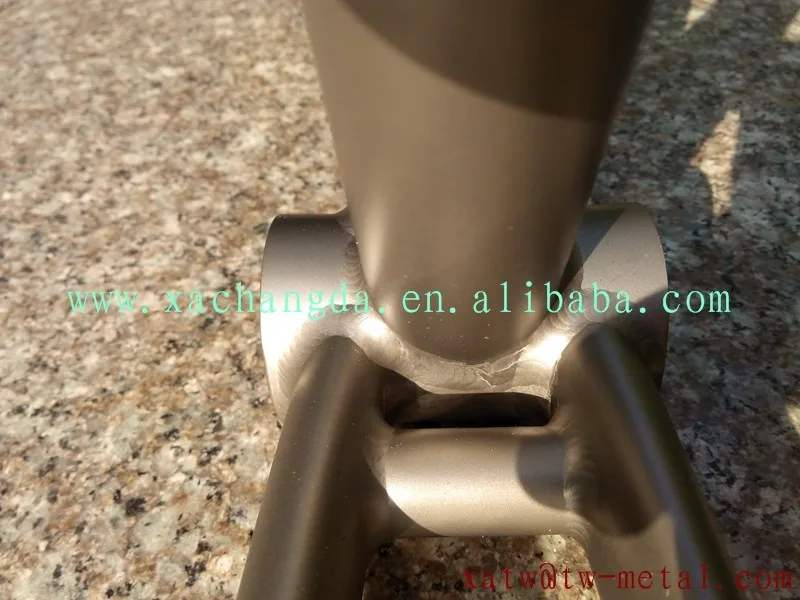 b08.jpg