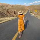 The new holiday dress slim slim high-waisted floral dress v-neck wrap dress for women