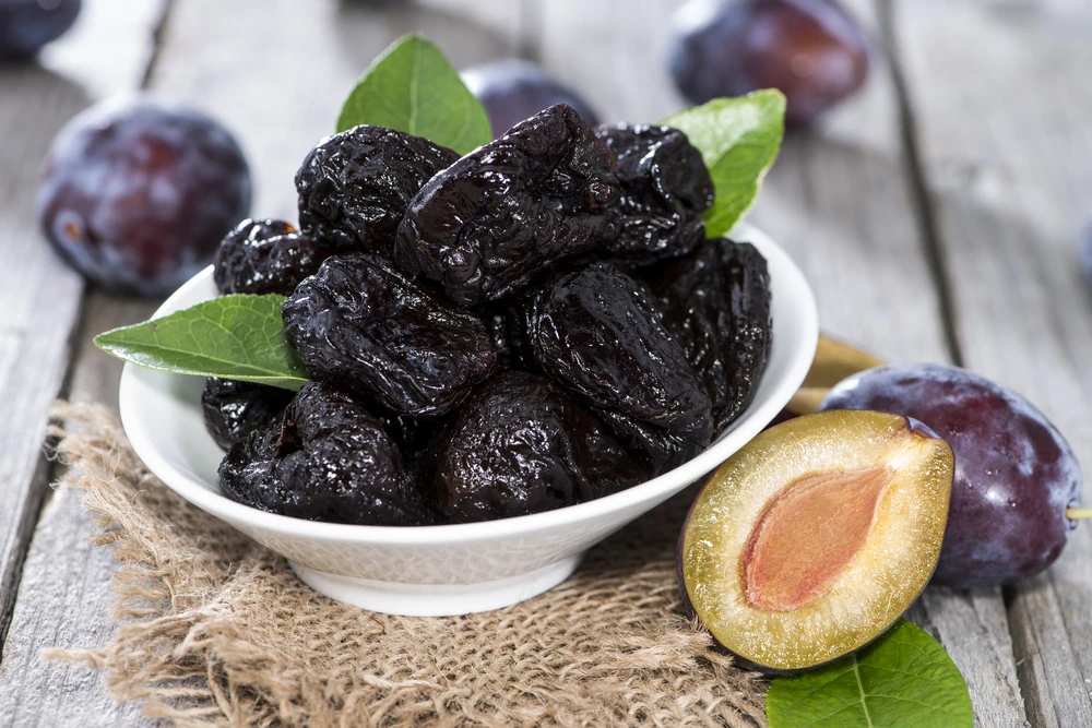 wholesale natural fruits foodsweet and sour dried plums dried