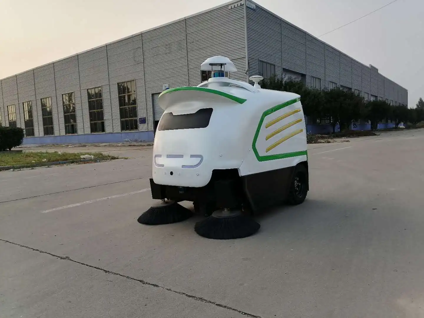 Hot Selling  Promotional Best Quality Automatic Road Sweeper