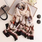 Wholesale 2020 new design sexy muslim woman hijab scarf luxury retro carriage pattern printed horse scarf silk