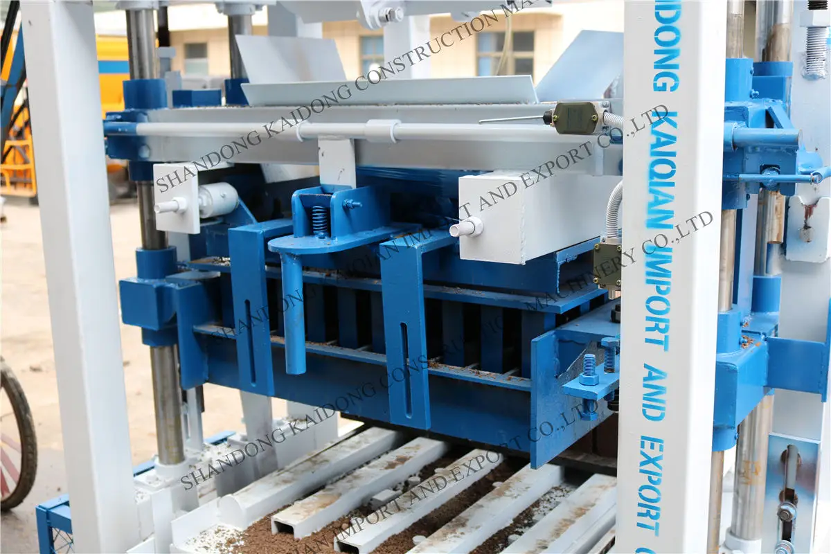 2020 semi-automatic block making machine concrete hollow solid interlocking brick making machine