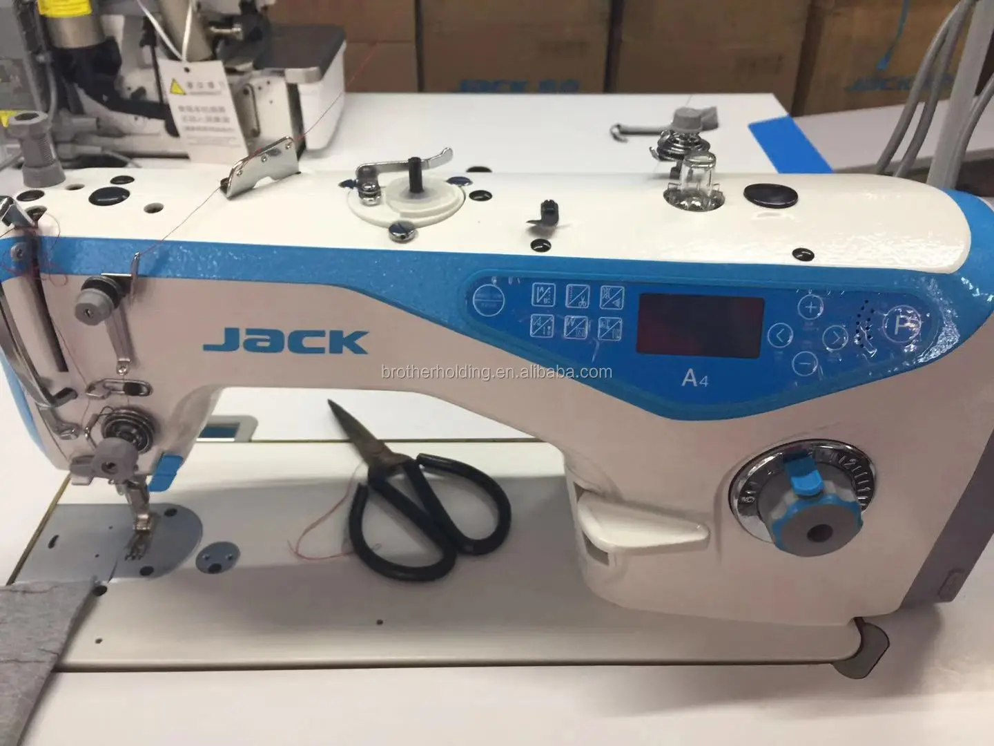 buy 杰克自动缝纫机 jack a4 缝纫机,缝纫机杰克 a4 product on