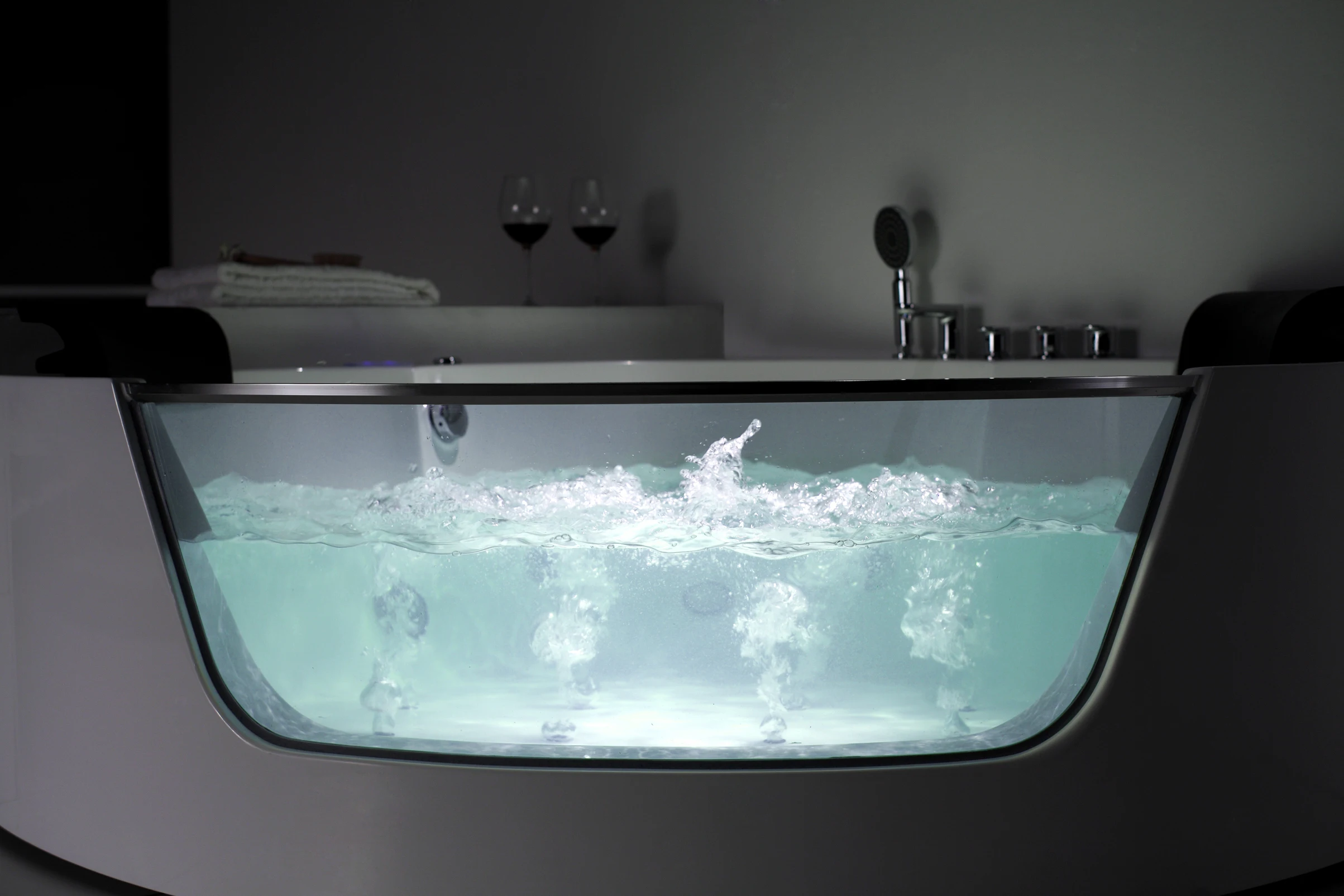现代风格人造丙烯酸可见2人按摩浴缸