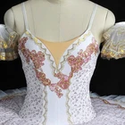 The 2020 factory recently designed and developed a delicate and beautiful professional ballet tutu