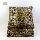 SEDEX Audit Factory 100%polyester Bedding Sets Luxury Polar Fleece Cushion and Blanket set