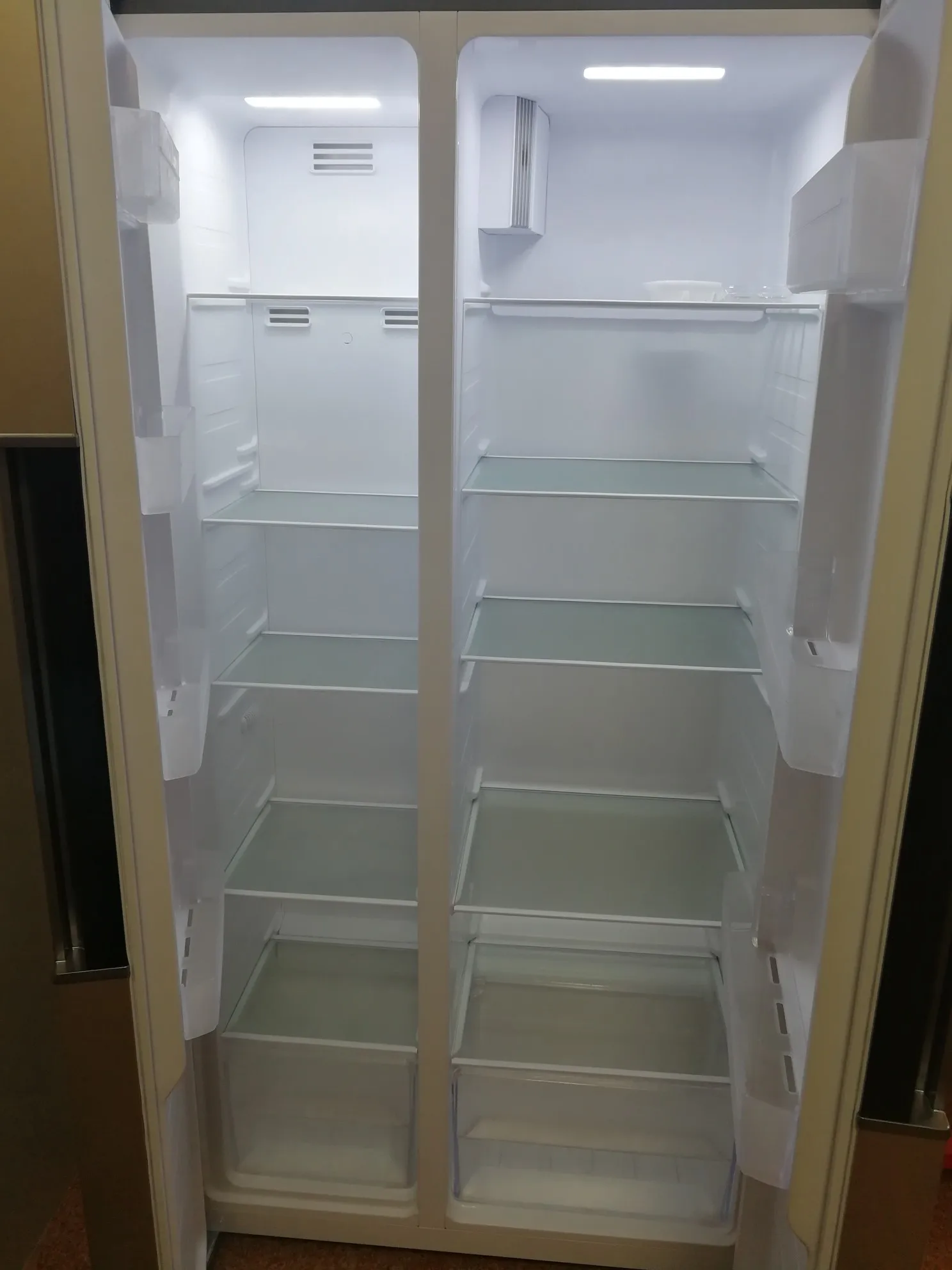 fridge (5).jpg