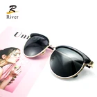 Dan Yang hot big PC frame polarized sunglasses women