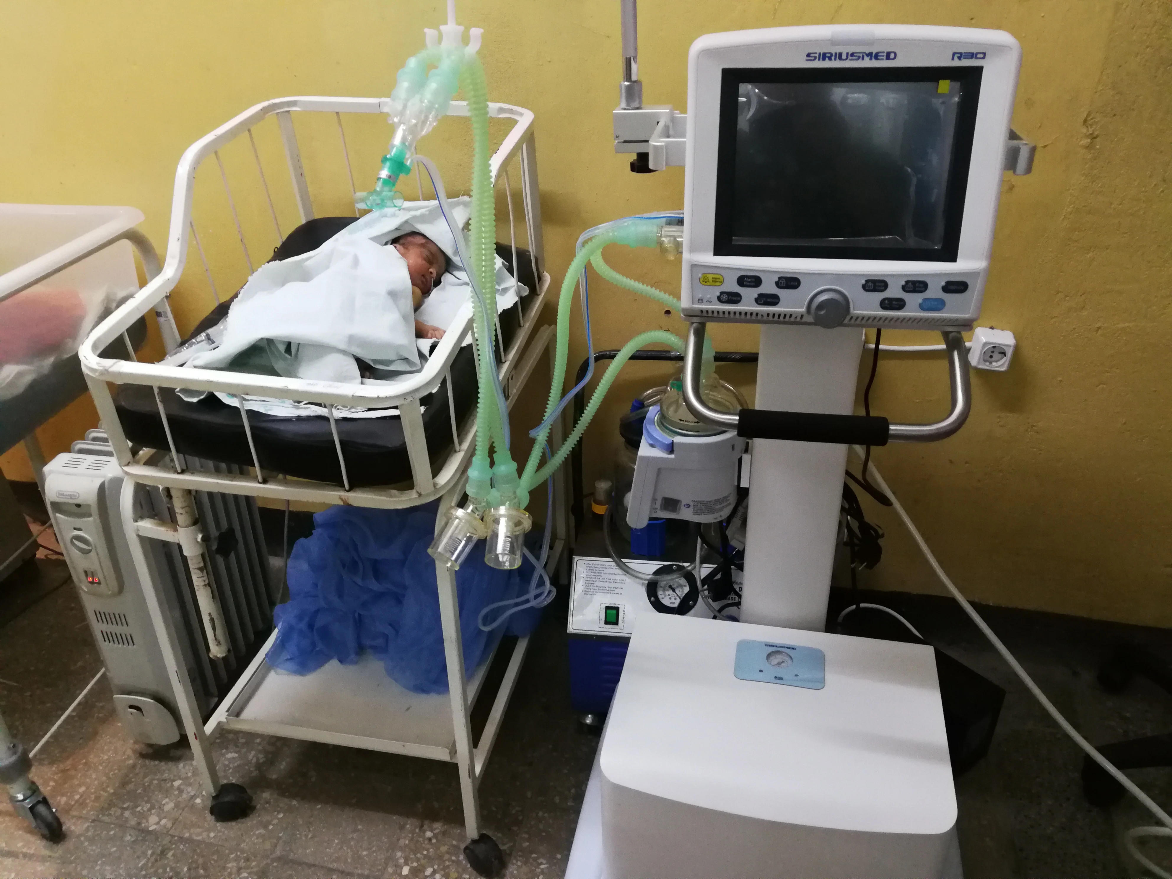 Cheap Modern Portable R30NEO Baby Pulmonary Neonatal Ventilator