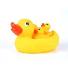 Floating Yellow Vinyl Squeeze Rubber Bath Yellow Duck Animal Bath Toy