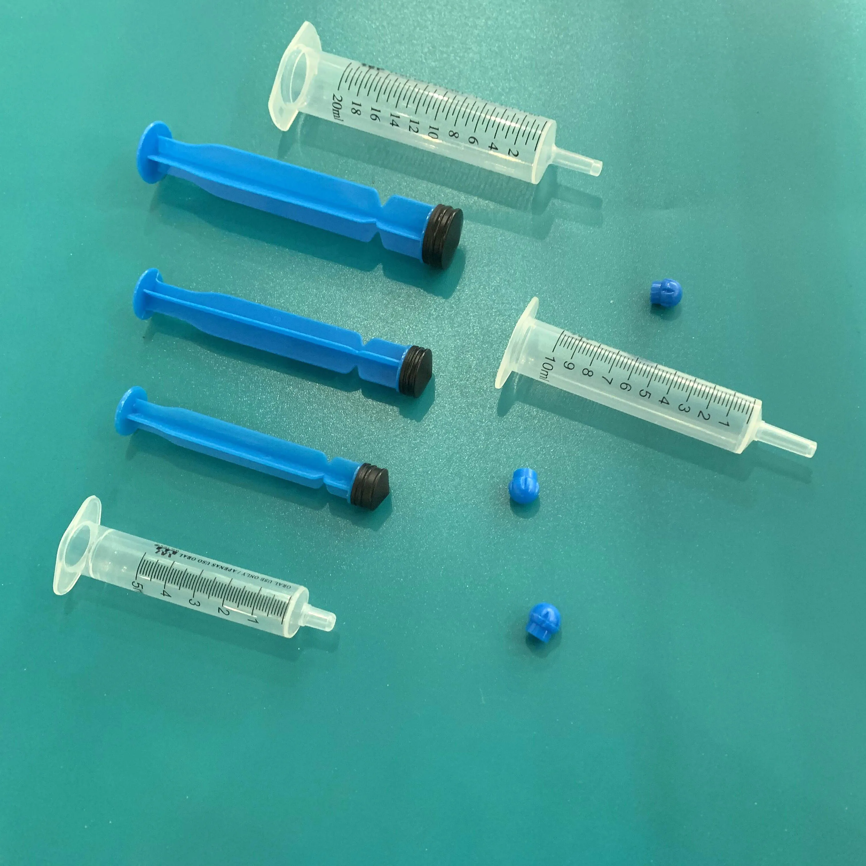 5ml 10ml 20ml medical colored oral syringe with tip cap