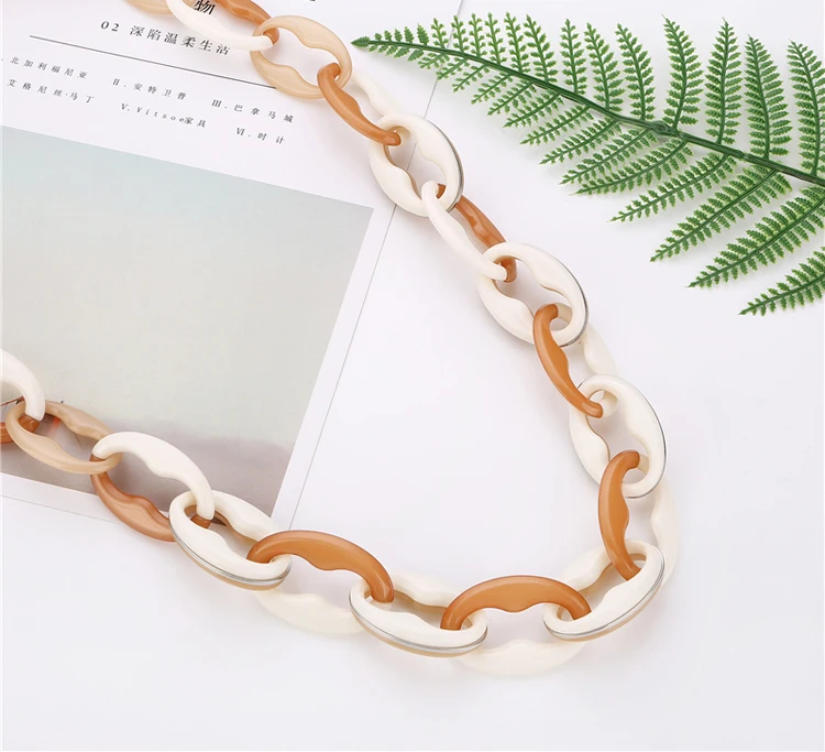 Manufacturer New trend resin link jewelry for women fashion long acrylic chain necklace