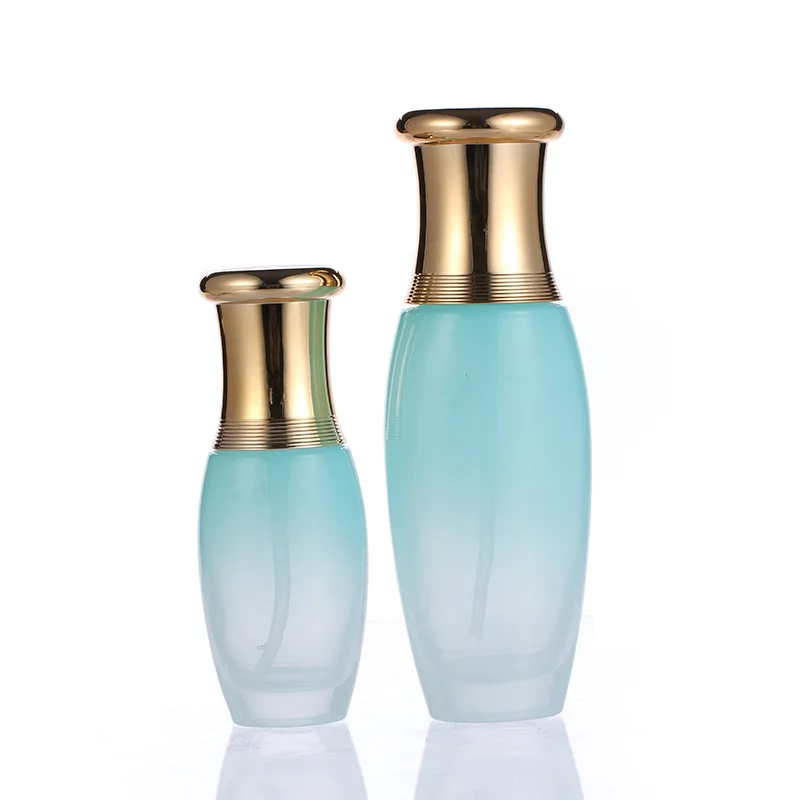 wyjątkowa kremowa butelka z kremem z lewej strony