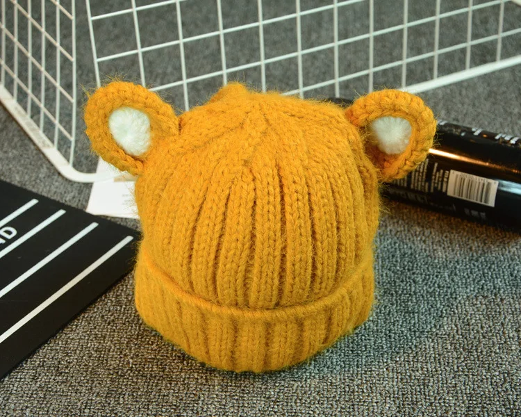 Wool Yarn Skullies Beanie Knitted Hat Cap Earmuffs Kids Winter Hat Lovely Cat Ears Baby Hat EA048