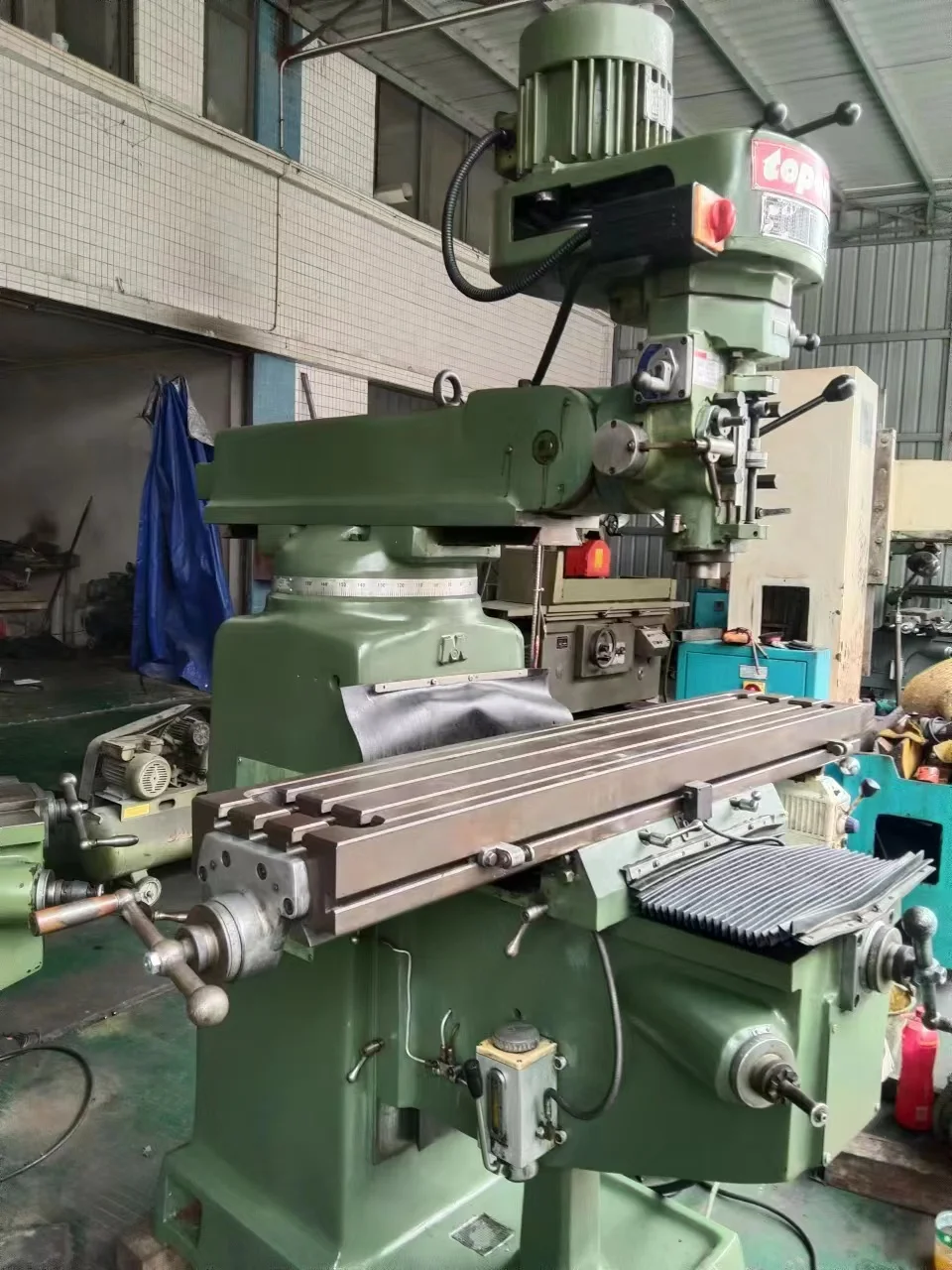 Hot 50mm Horizontal Vertical Universal Milling Machine Sp2237