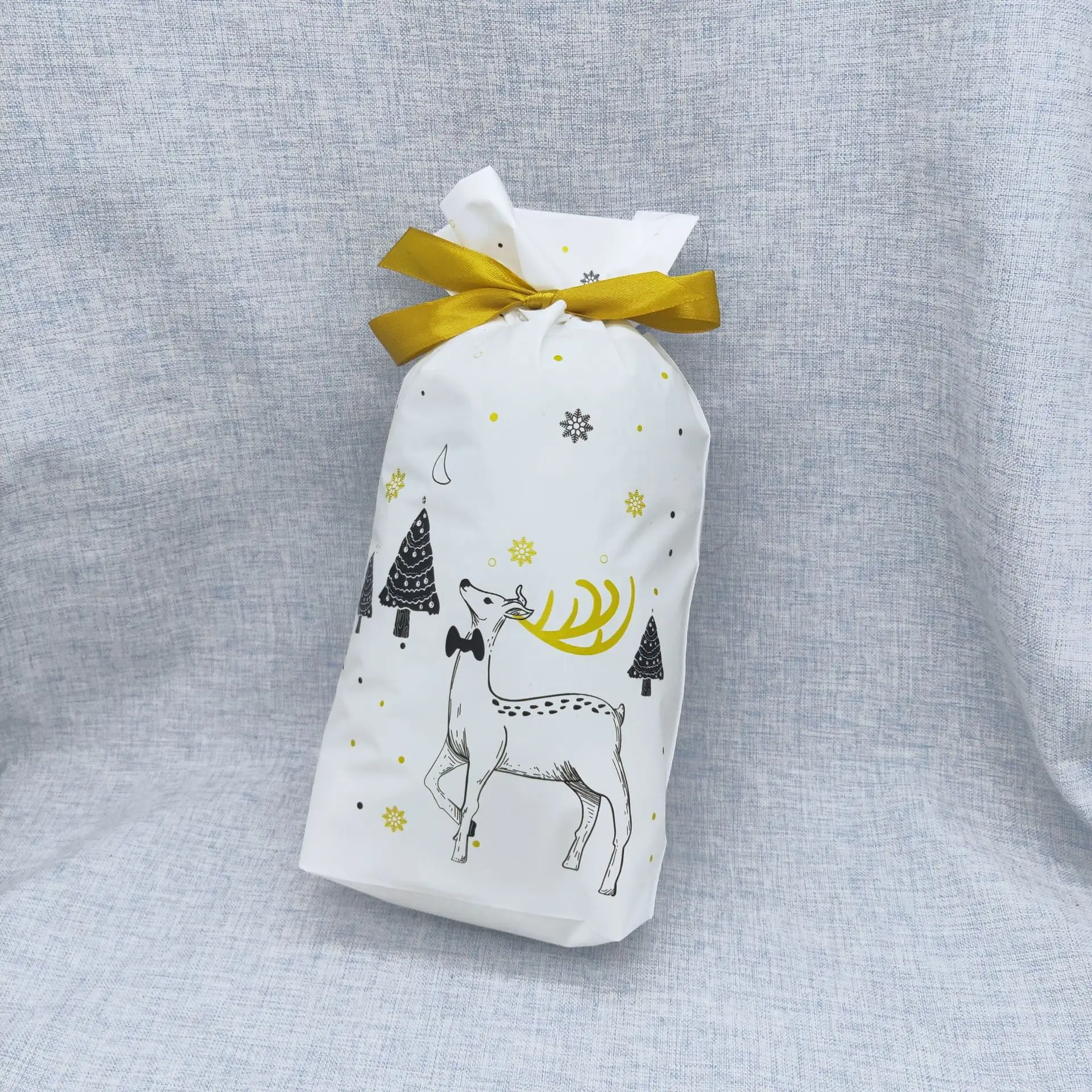 new style drawstring gift bag high quality christmas candy bag