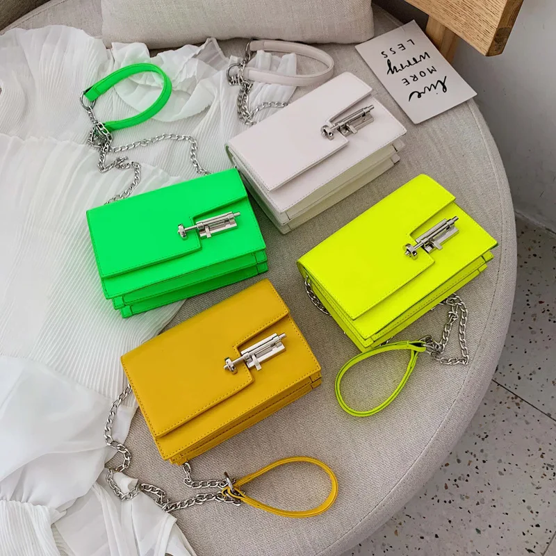 2019 nouvelle version Coréenne de la simple couleur uni chaîne épaule messenger sacs à main pour les femmes petit sac carré