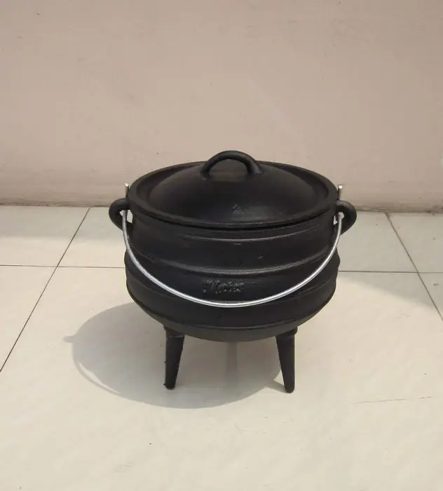 Size 1 4 Mini T Cast Iron Black Three Legged Potjie Pot